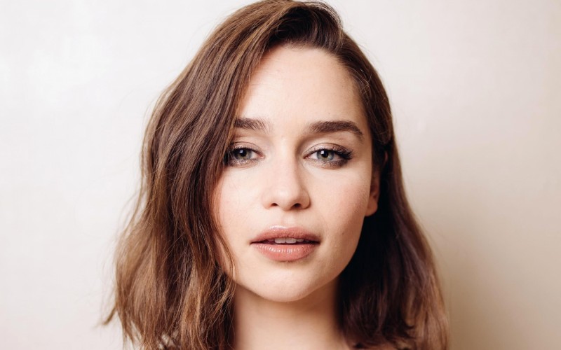 emilia_clarke_4-1920x1200