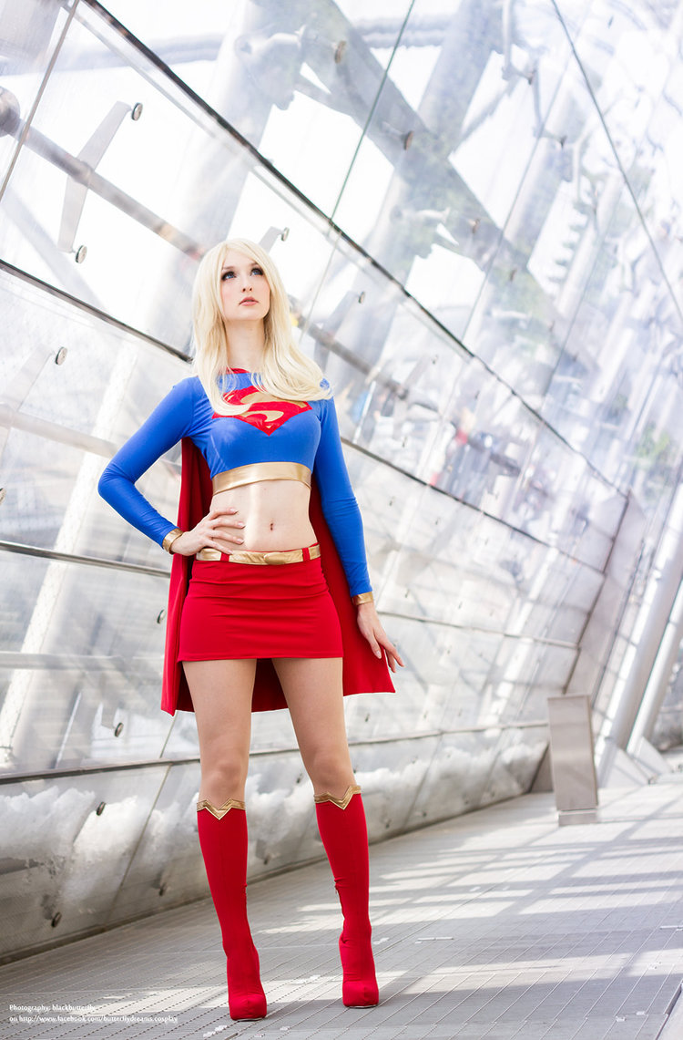 supergirl cosplays (22)