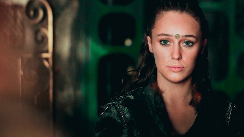 Alycia-Debnam-Carey-imagen-6