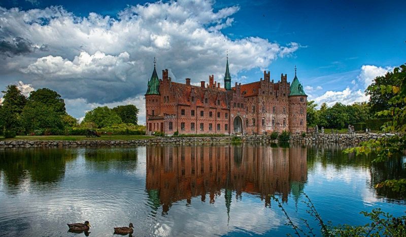 castillo-de-egeskov-dinamarca