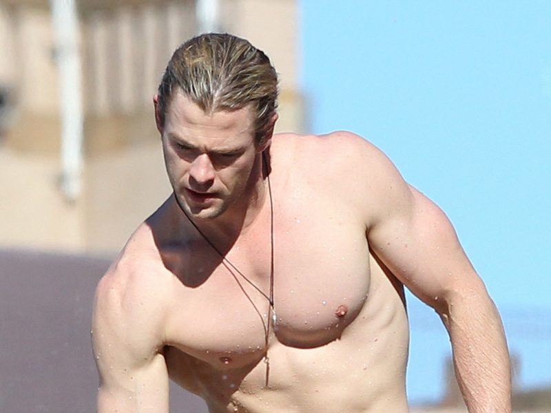 chris-hemsworth-cuerpo-wallpaper