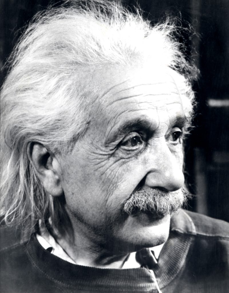 Albert-Einstein (4)