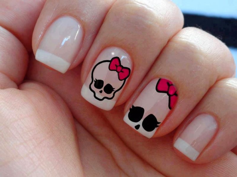 uñas-hello-kitty-halloween