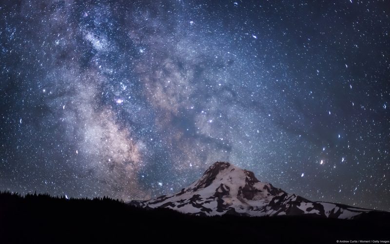 Via Lactea sobre el monte Hood Oregon Estados Unidos